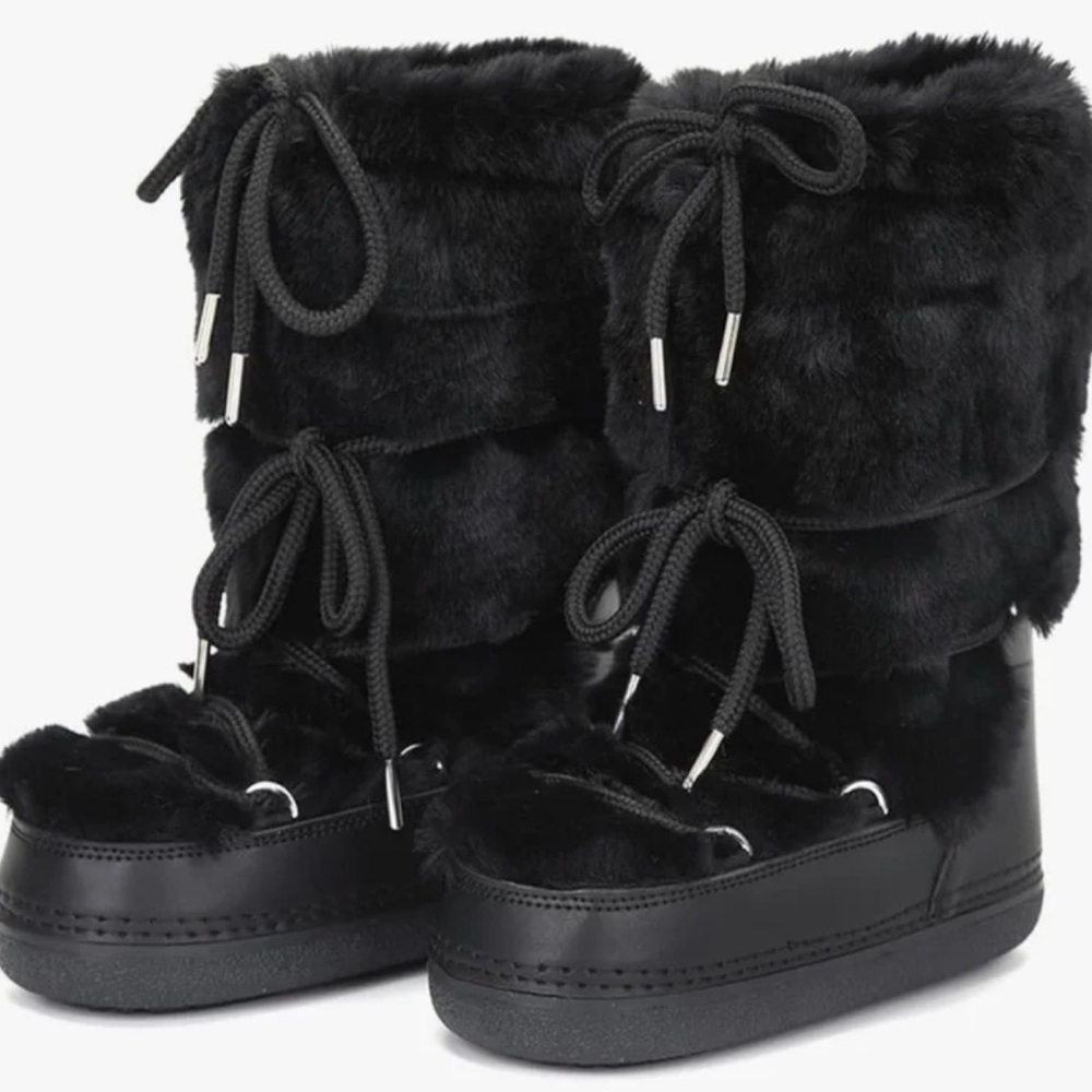 Women's Black Faux-Fur Lace-Up Winter Boots